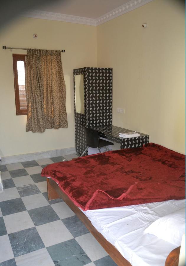 Hotel Vaibhav Raxaul Ngoại thất bức ảnh